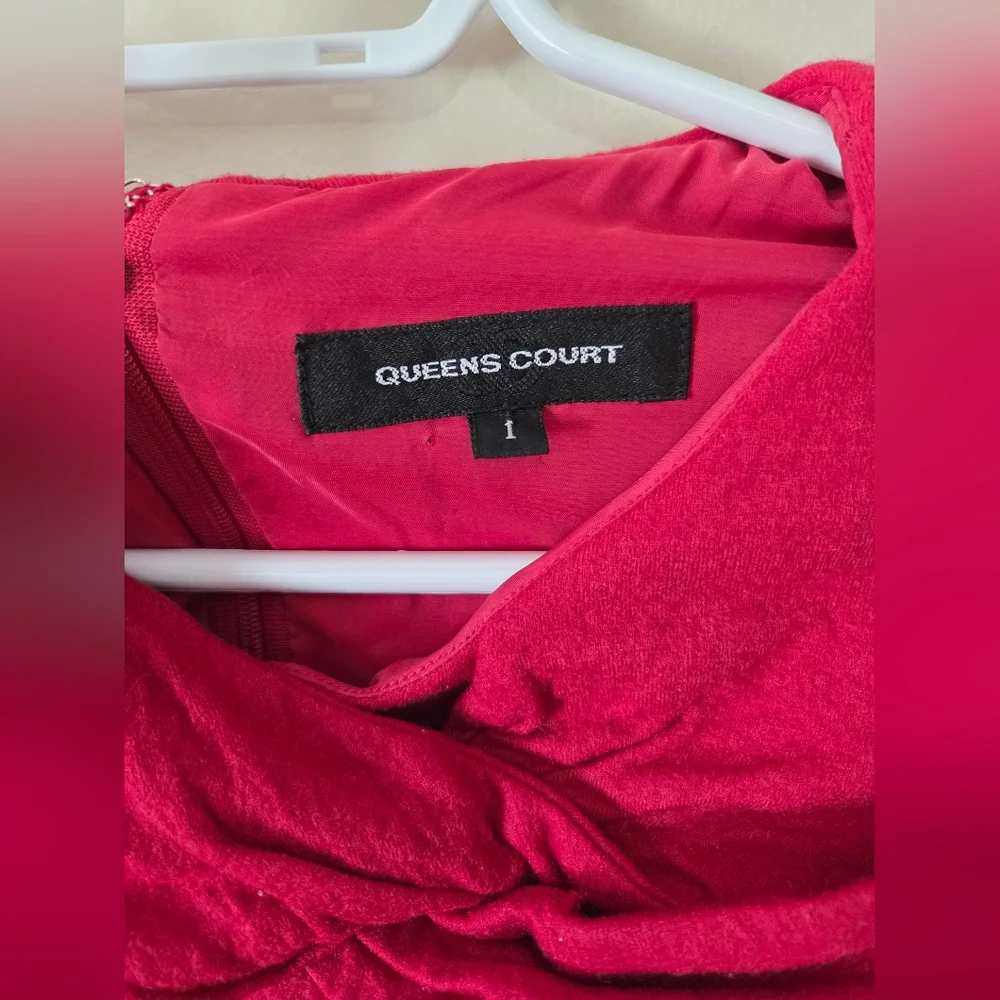 4/$20 Queen's Court Red Mini Dress with Bow - Picture 3 of 9